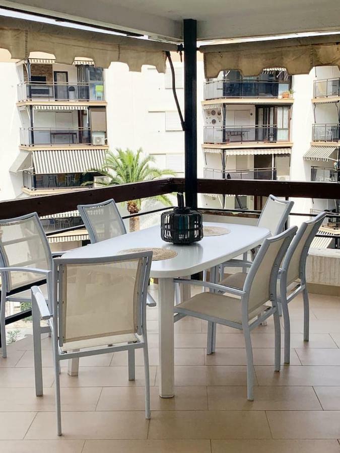 Formentor Beach Primera Linea De Playa Apartment Salou Bagian luar foto