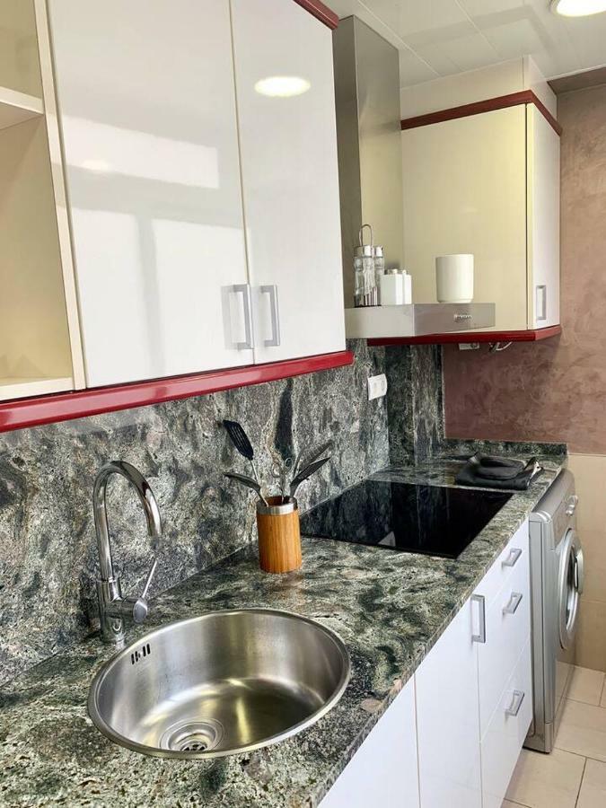Formentor Beach Primera Linea De Playa Apartment Salou Bagian luar foto